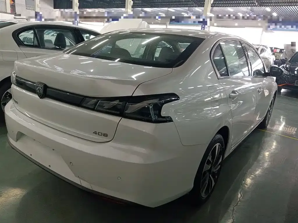 Peugeot 408 2025 из CN, фото 7