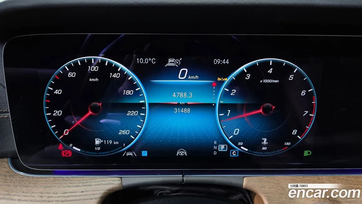 Mercedes-Benz E-Class 2022 из KR, фото 8