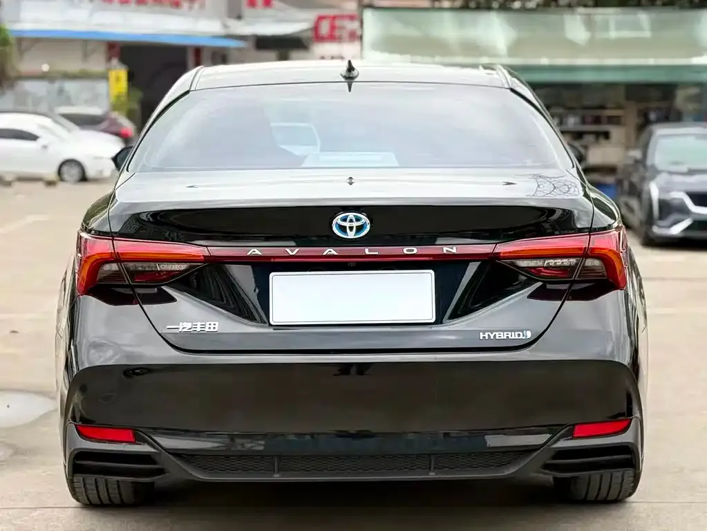 Toyota Avalon 2023 из CN, фото 9