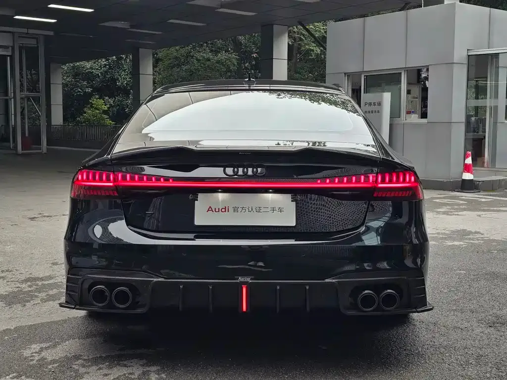 Audi A7 2024 из CN, фото 5