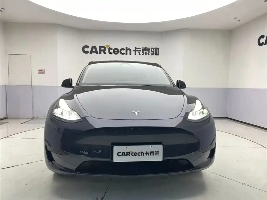 Tesla Model Y 2024 из CN, фото 3