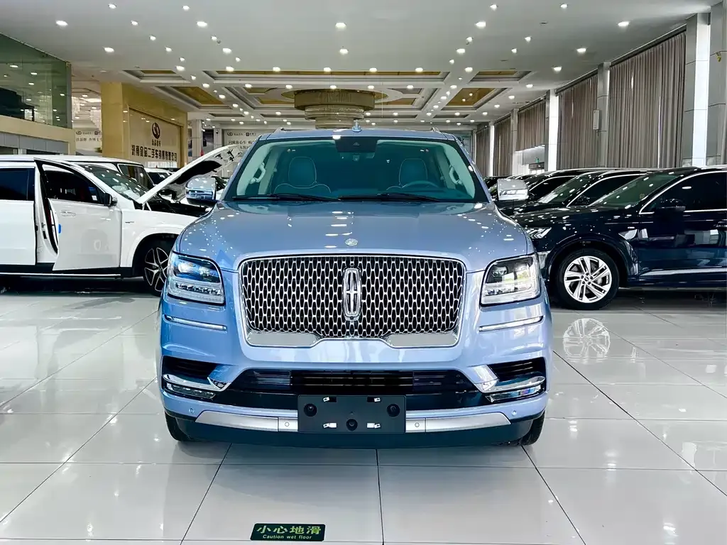 Lincoln Navigator 2022 из CN, фото 3