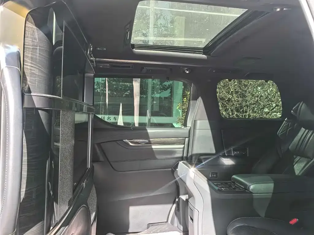 Lexus LM 2021 из CN, фото 6