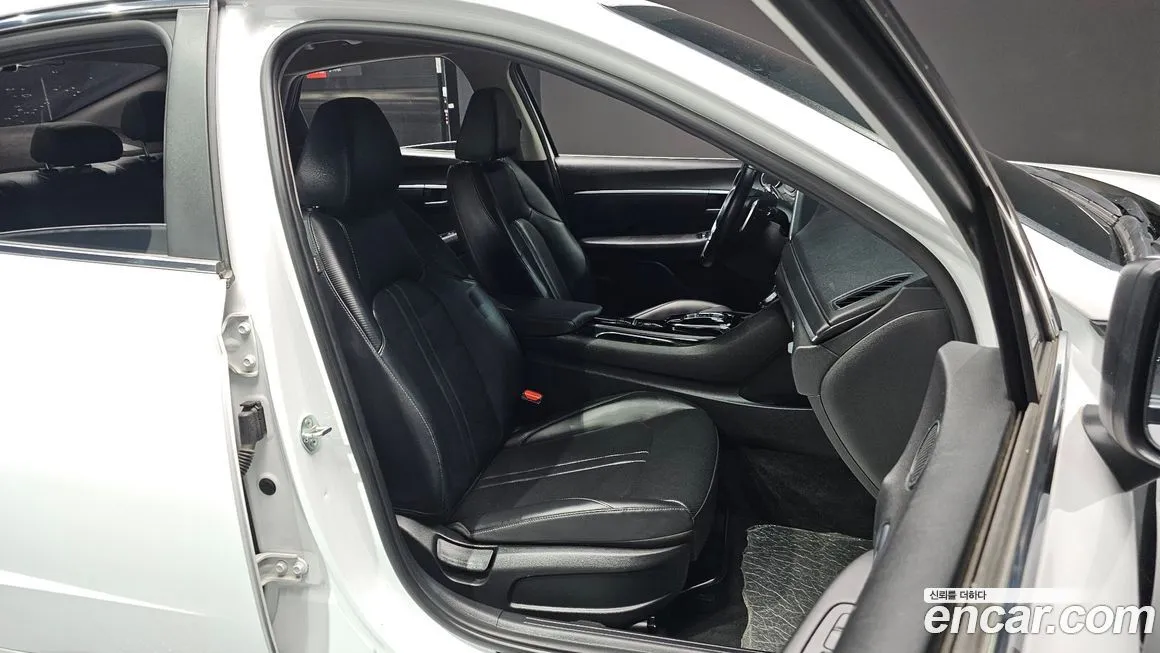 Hyundai Sonata 2021 из KR, фото 10