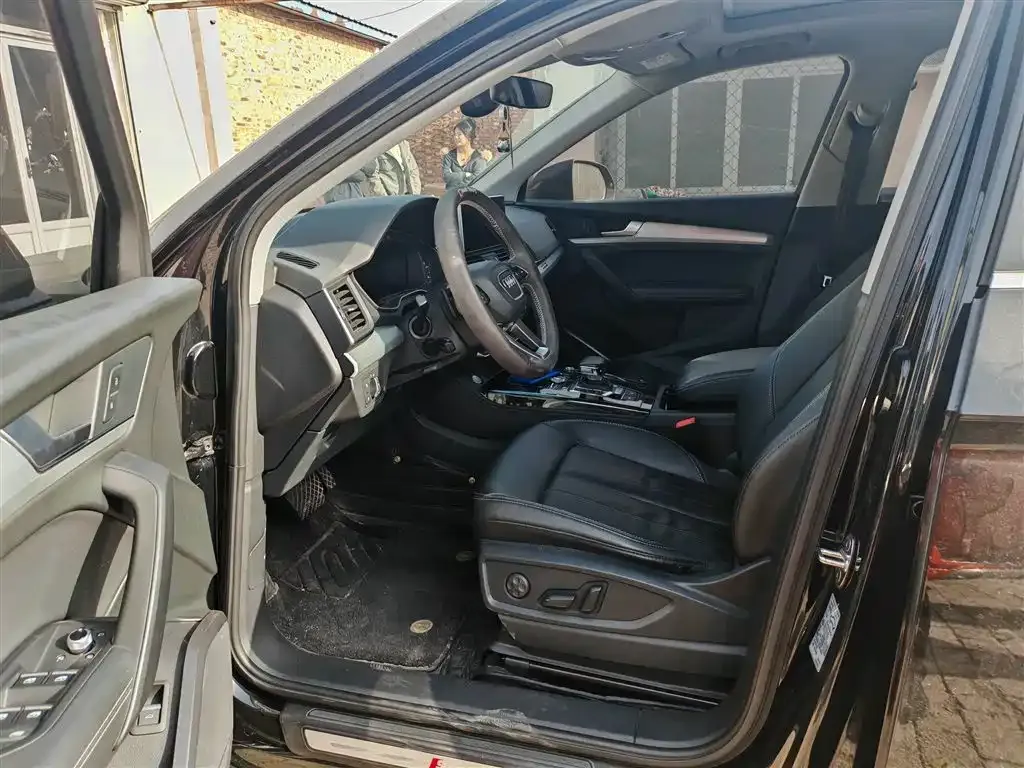 Audi Q5L 2021 из CN, фото 9