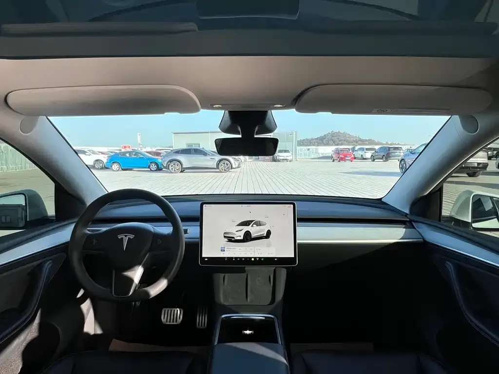 Tesla Model Y 2024 из CN, фото 7