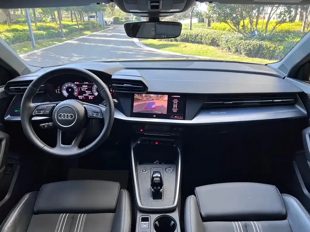 Audi A3 2024 из CN, фото 8