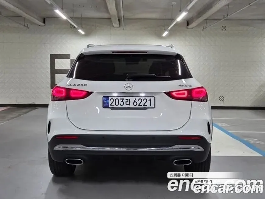 Mercedes-Benz GLA-Class — фото 4
