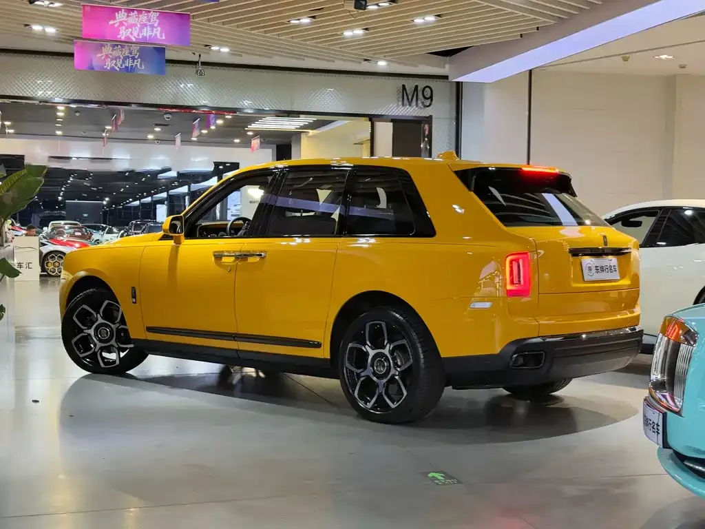 Rolls-Royce Cullinan 2024 из CN, фото 4