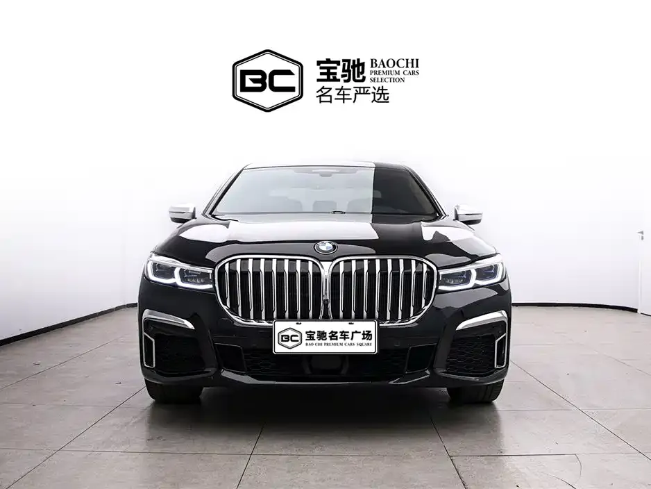 BMW 7 Series 2022 из CN, фото 2