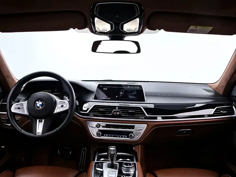 BMW 7 Series 2022 из CN, фото 5