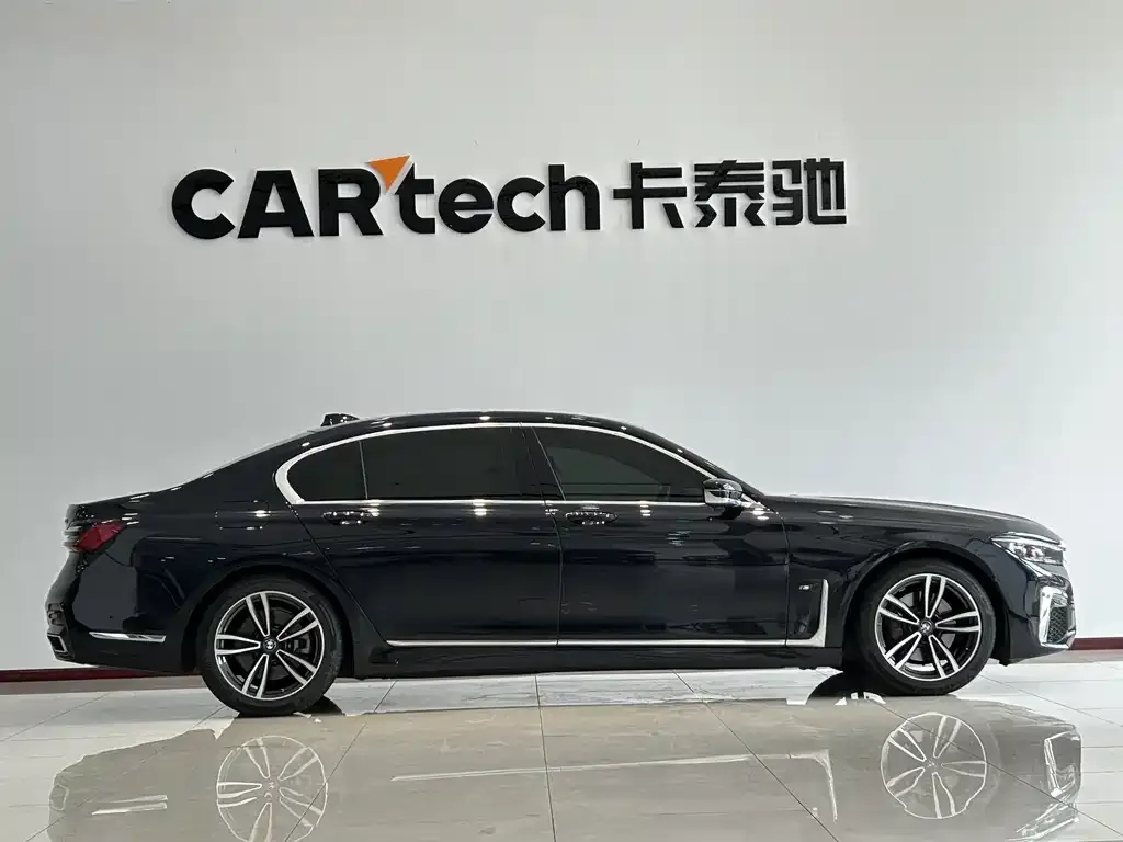 BMW 7 Series 2022 из CN, фото 4
