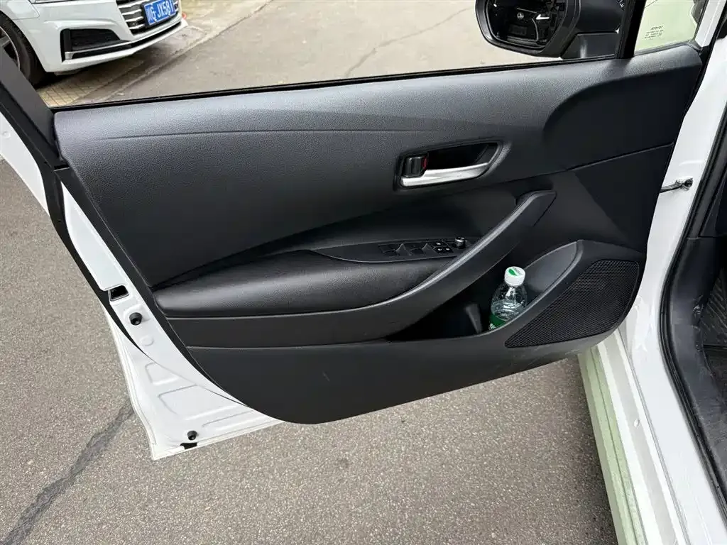 Toyota Corolla 2021 из CN, фото 6