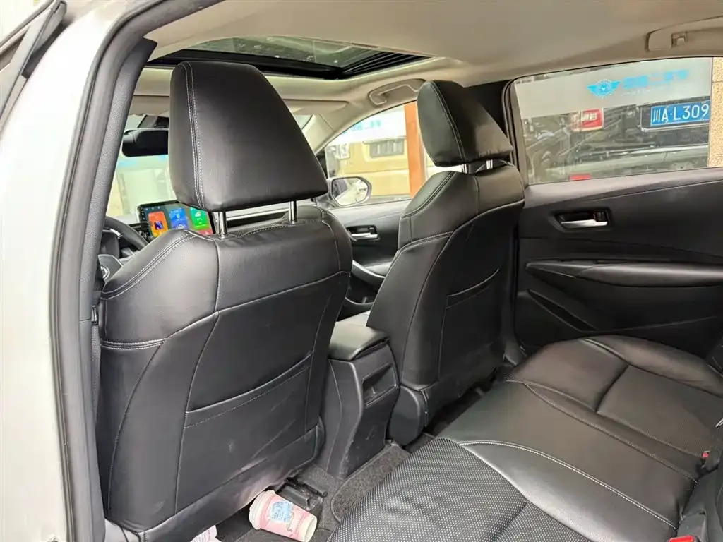 Toyota Corolla 2021 из CN, фото 9