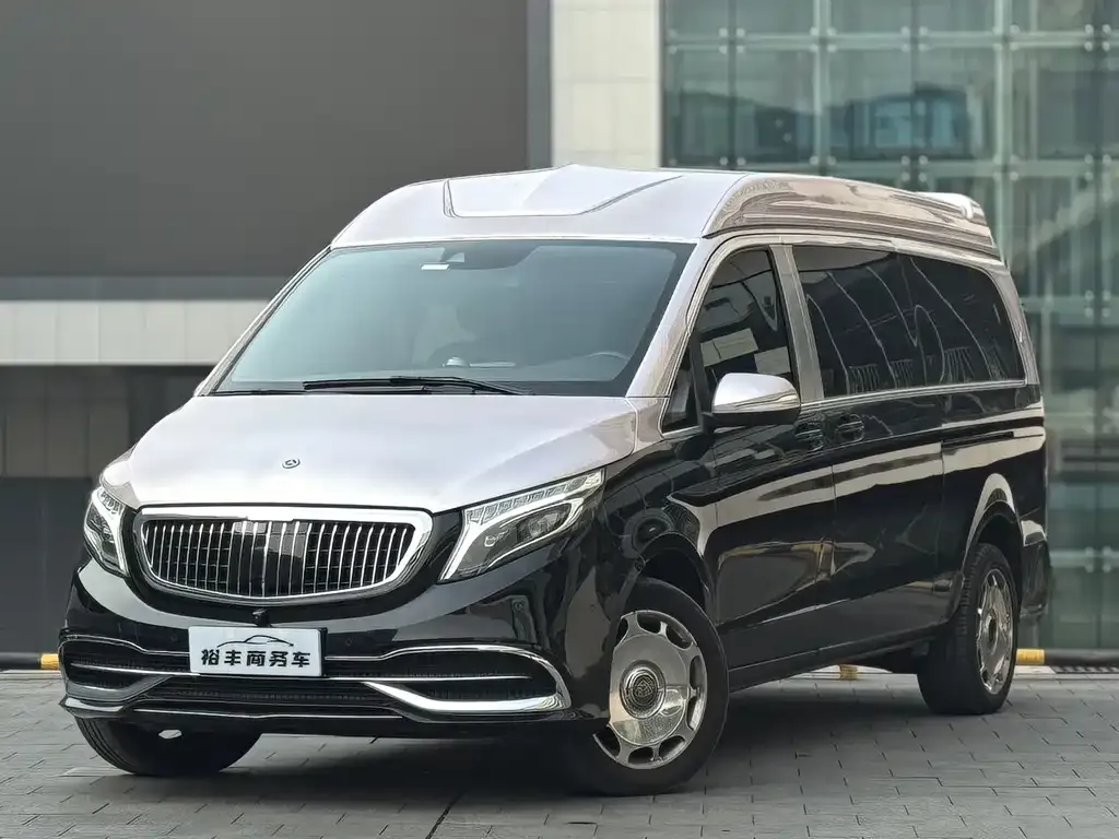 Mercedes-Benz V-Class 2022 из CN, фото 1