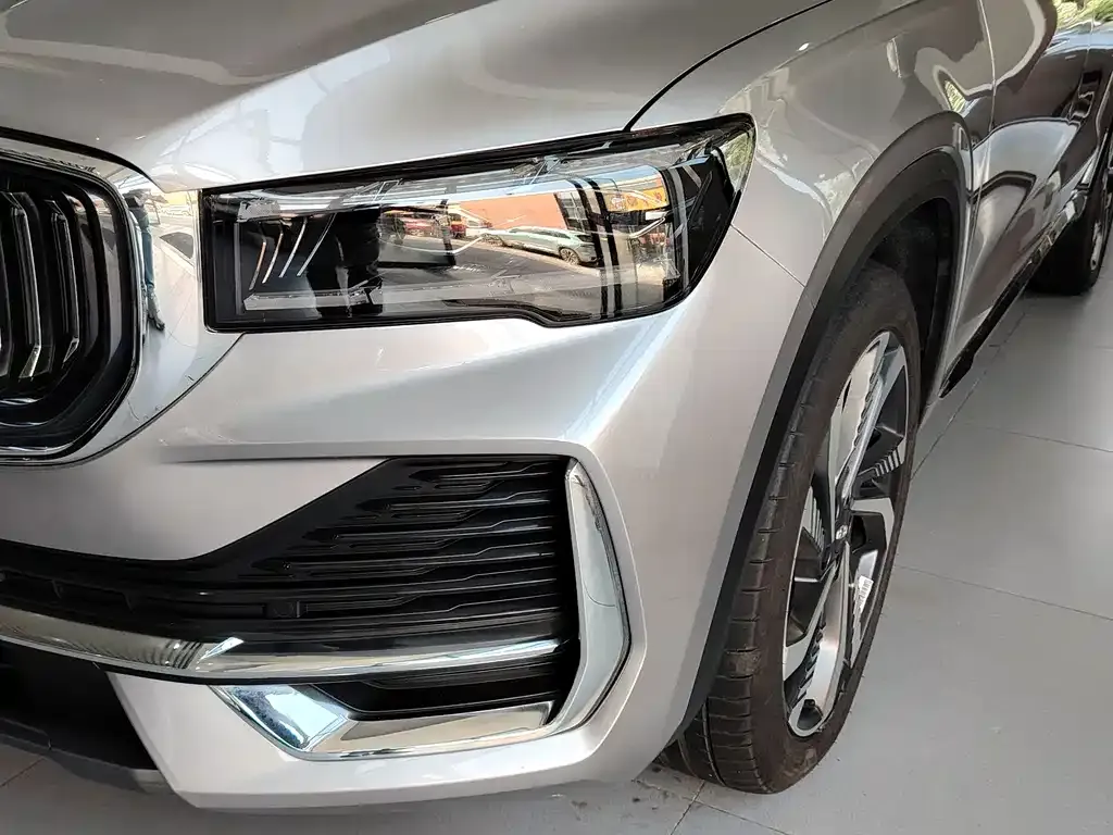 Geely Xingyue L 2024 из CN, фото 4