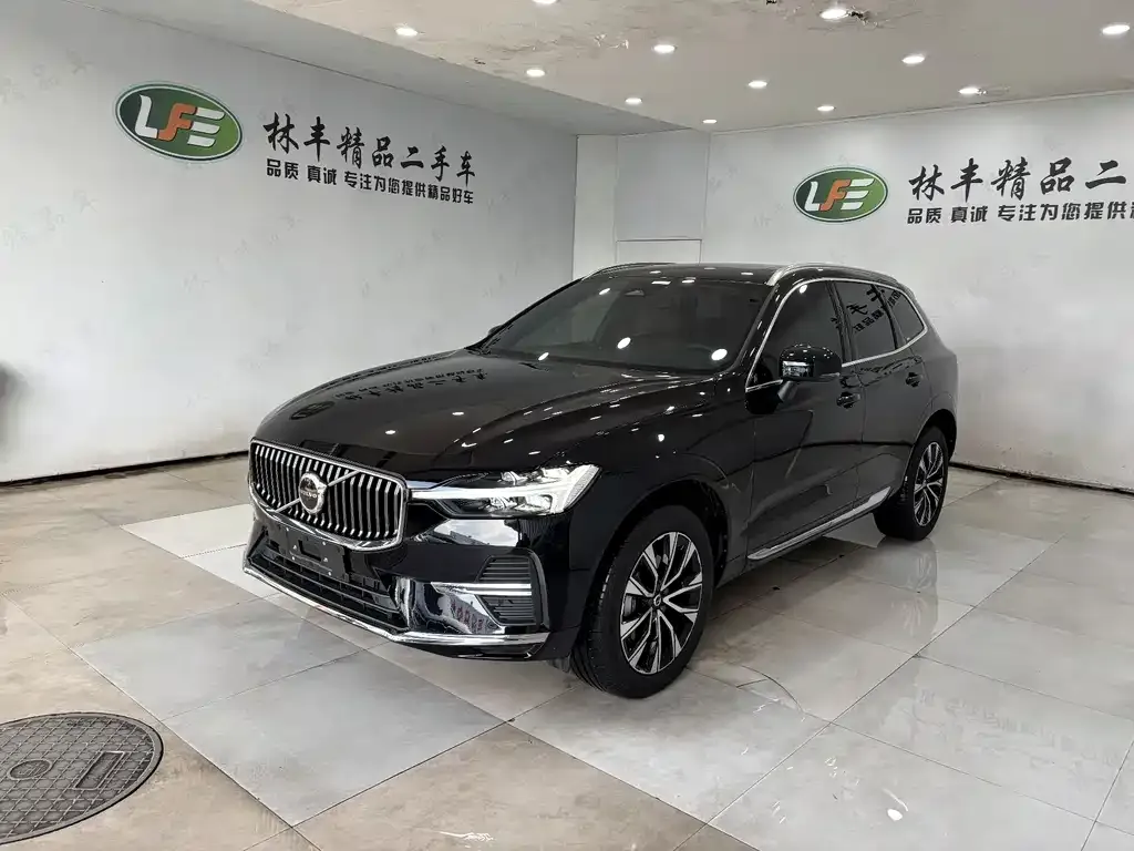 Volvo XC60 2025 из CN, фото 1