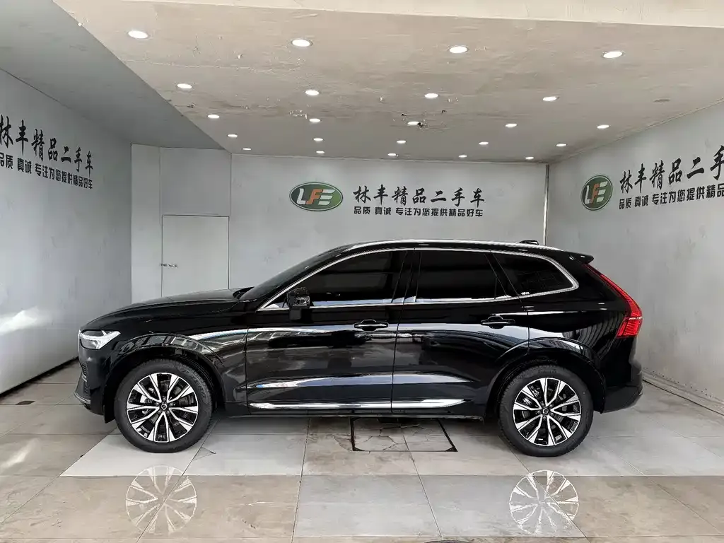 Volvo XC60 2025 из CN, фото 5