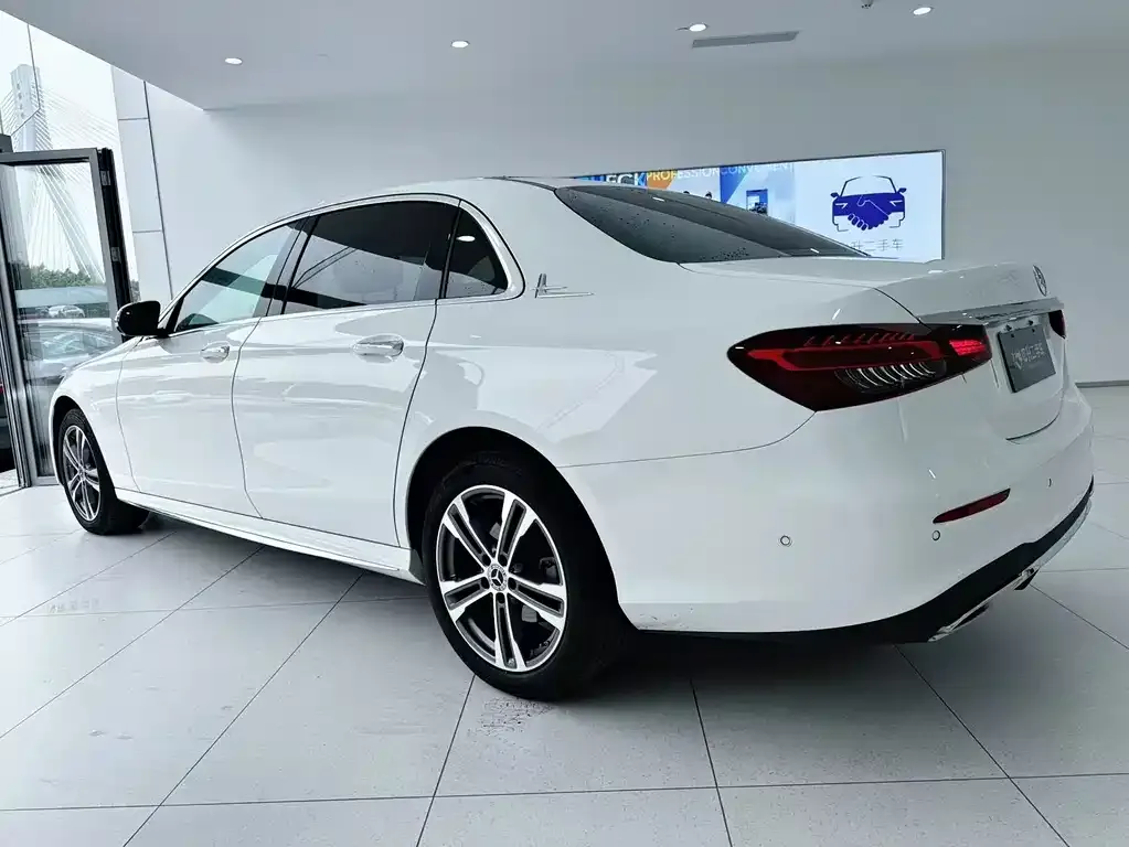 Mercedes-Benz E-Class 2022 из CN, фото 7