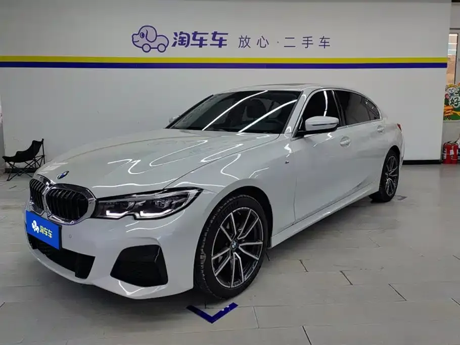 BMW 3 Series 2022 из CN, фото 1