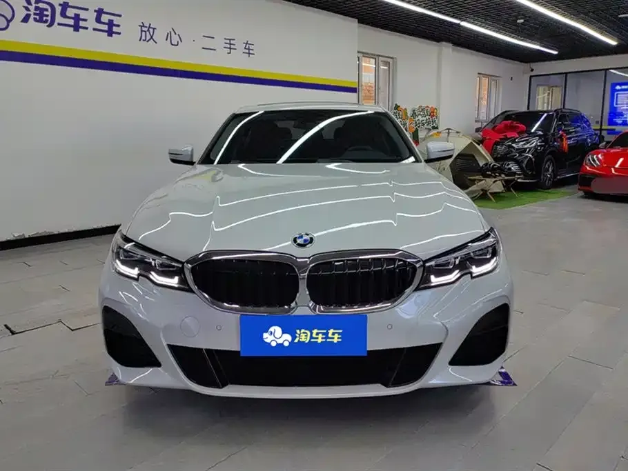 BMW 3 Series 2022 из CN, фото 2