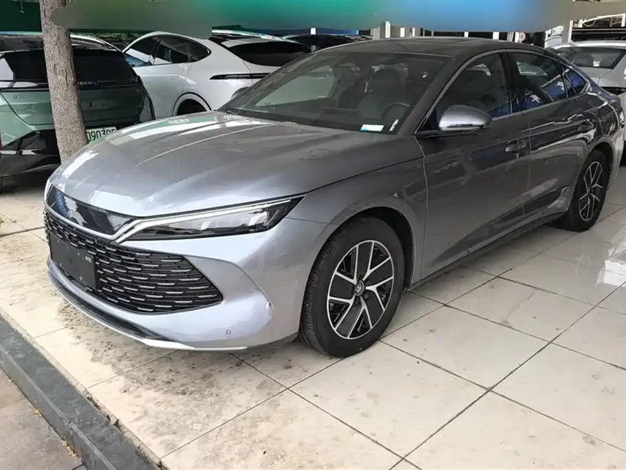 BYD Qin L — фото 1