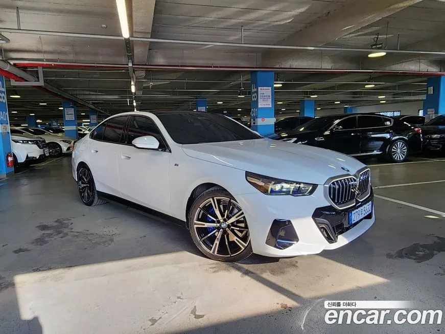 BMW 5-Series — фото 2