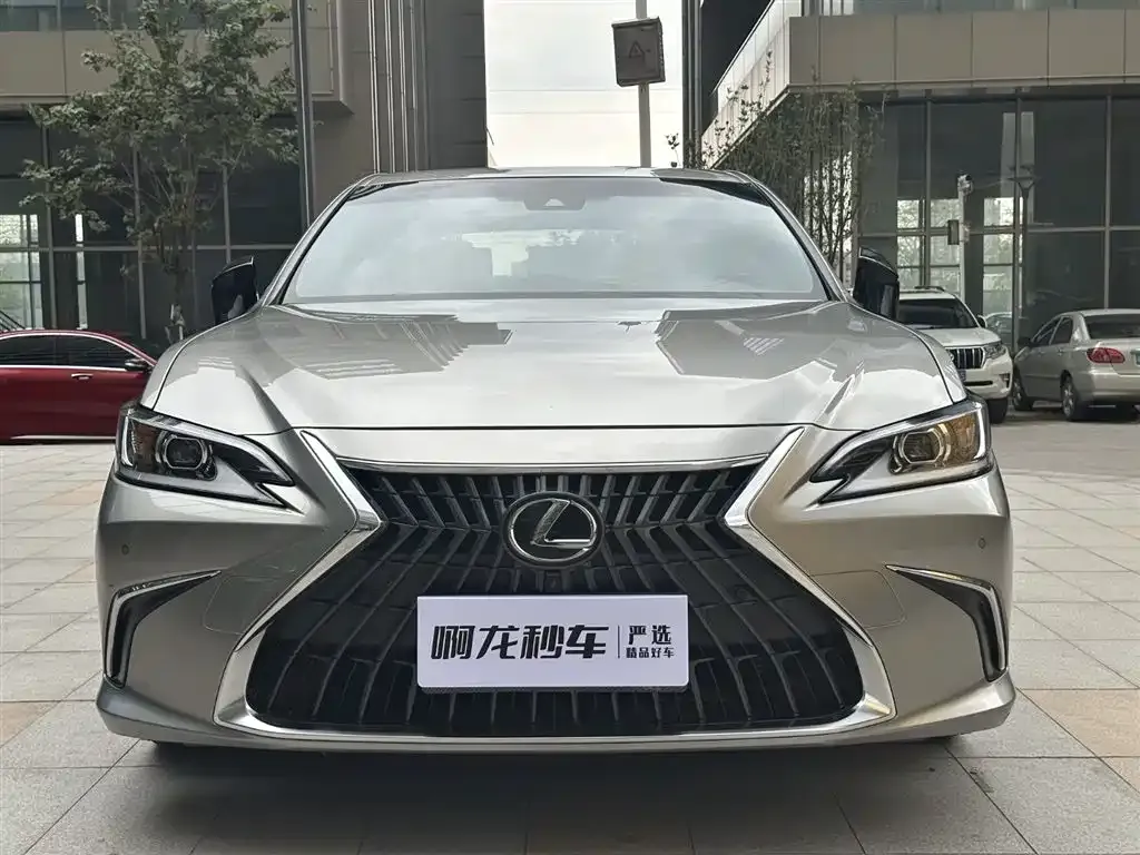 Lexus ES 2024 из CN, фото 3
