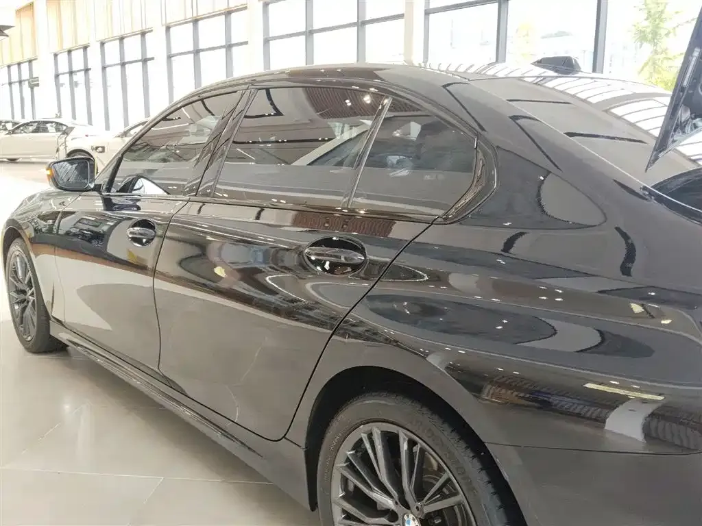 BMW 3 Series 2024 из CN, фото 5