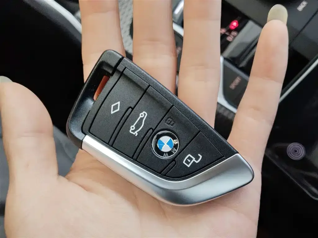 BMW 3 Series 2024 из CN, фото 9