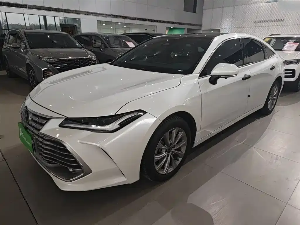 Toyota Avalon 2024 из CN, фото 2