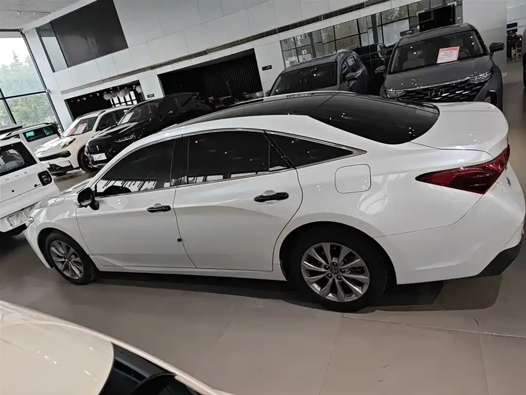Toyota Avalon 2024 из CN, фото 5