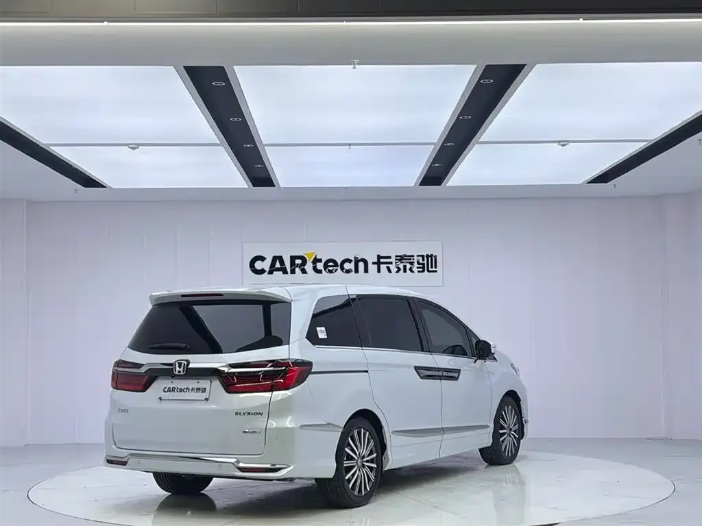 Honda Elysion 2025 из CN, фото 5