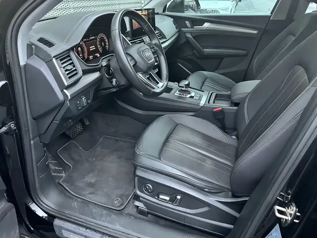 Audi Q5L 2023 из CN, фото 10