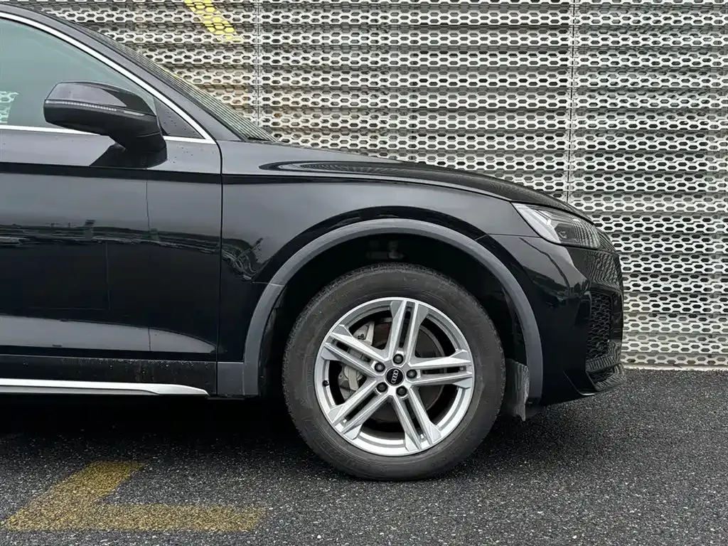 Audi Q5L 2023 из CN, фото 5