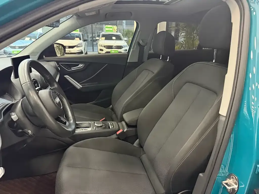 Audi Q2L 2021 из CN, фото 9