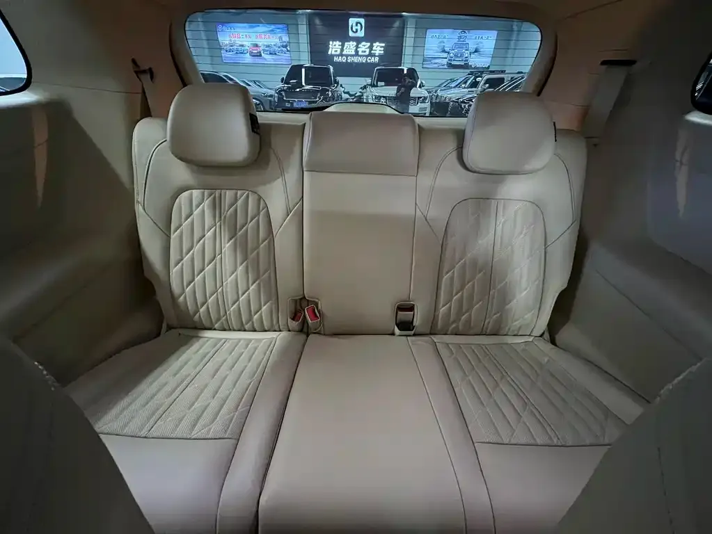 Buick GL8 2023 из CN, фото 10