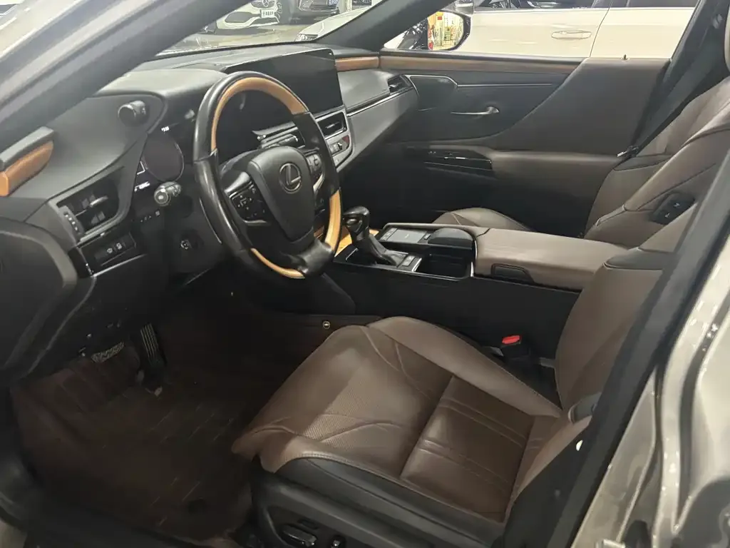 Lexus ES 2022 из CN, фото 6