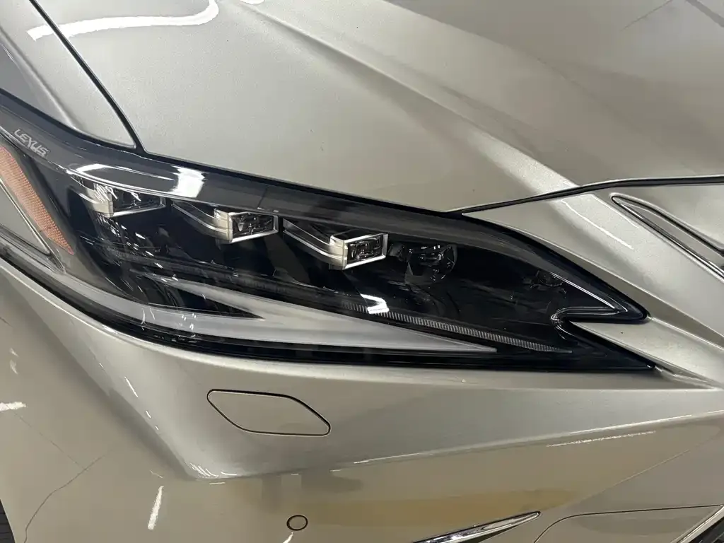 Lexus ES 2022 из CN, фото 8