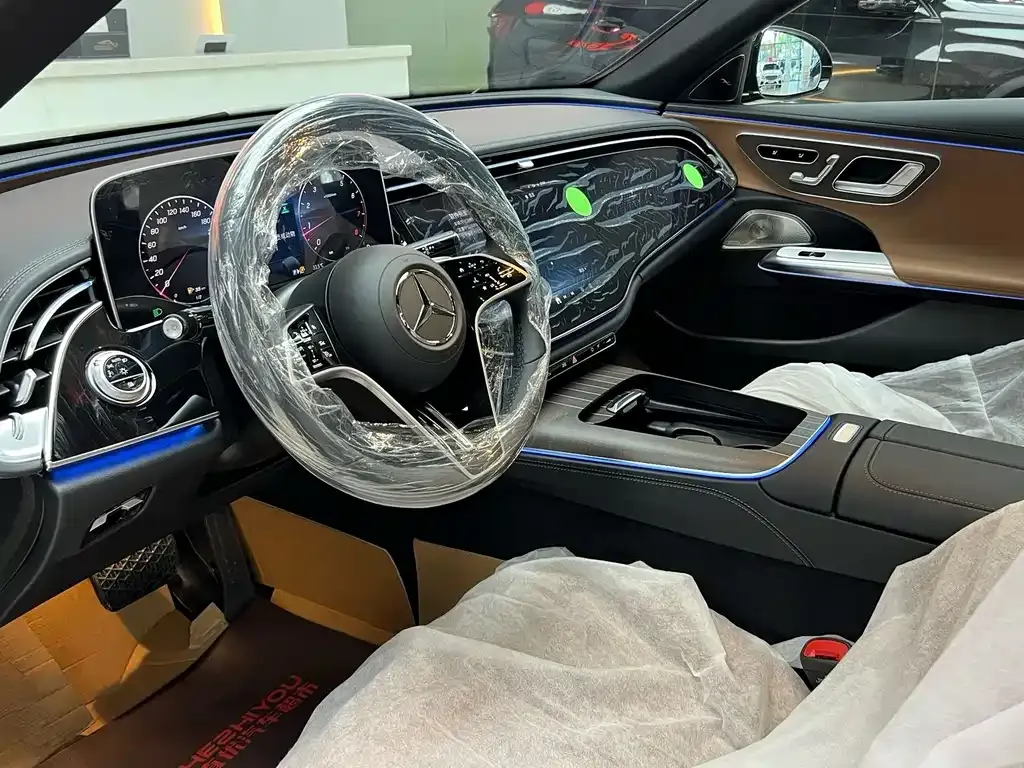 Mercedes-Benz E-Class 2025 из CN, фото 7