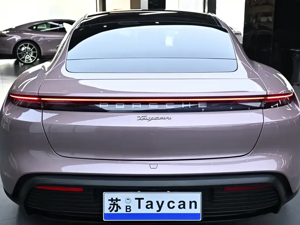 Porsche Taycan — фото 4