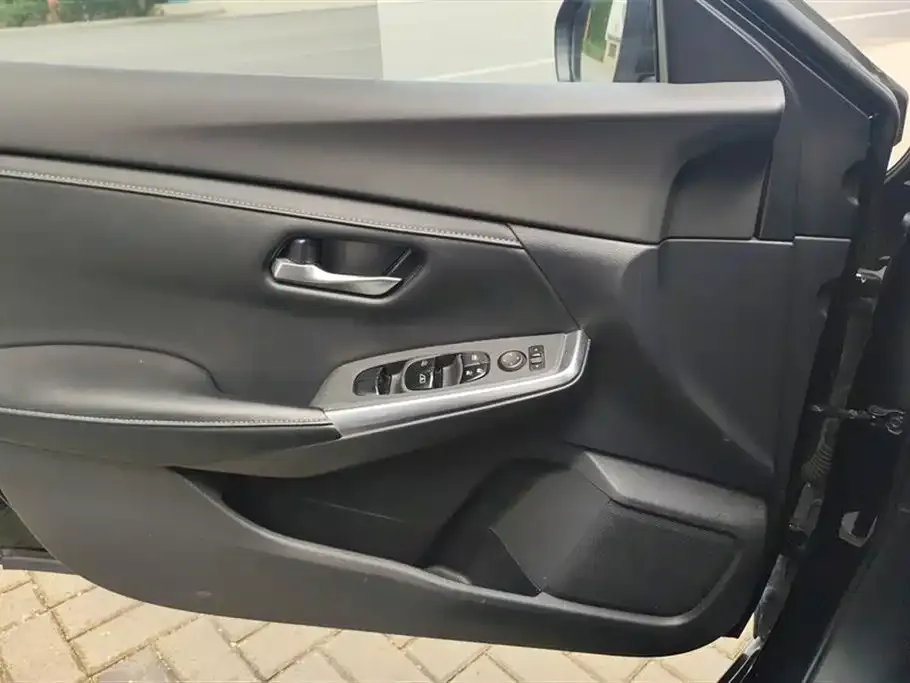 Nissan Sylphy 2023 из CN, фото 7