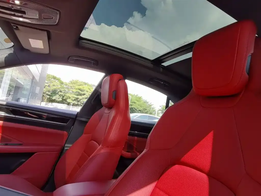 Porsche Macan EV 2025 из CN, фото 7