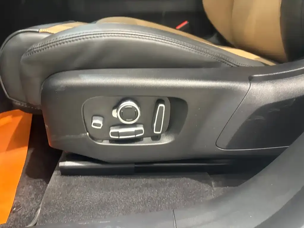 Land Rover Velar 2024 из CN, фото 5