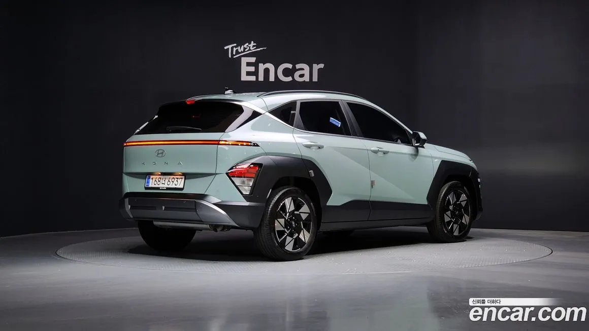 Hyundai Kona — фото 2