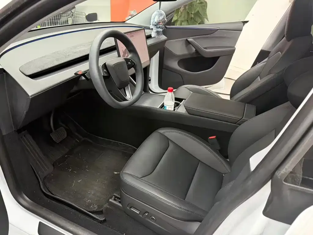 Tesla Model Y 2025 из CN, фото 6