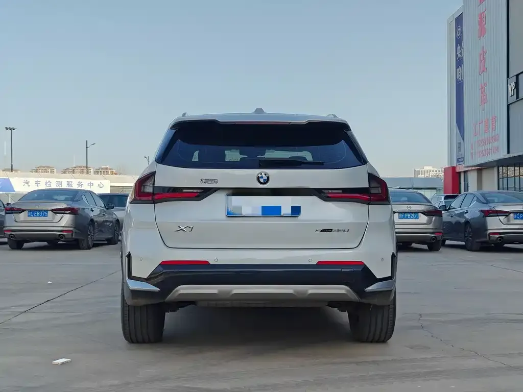 BMW X1 2024 из CN, фото 10