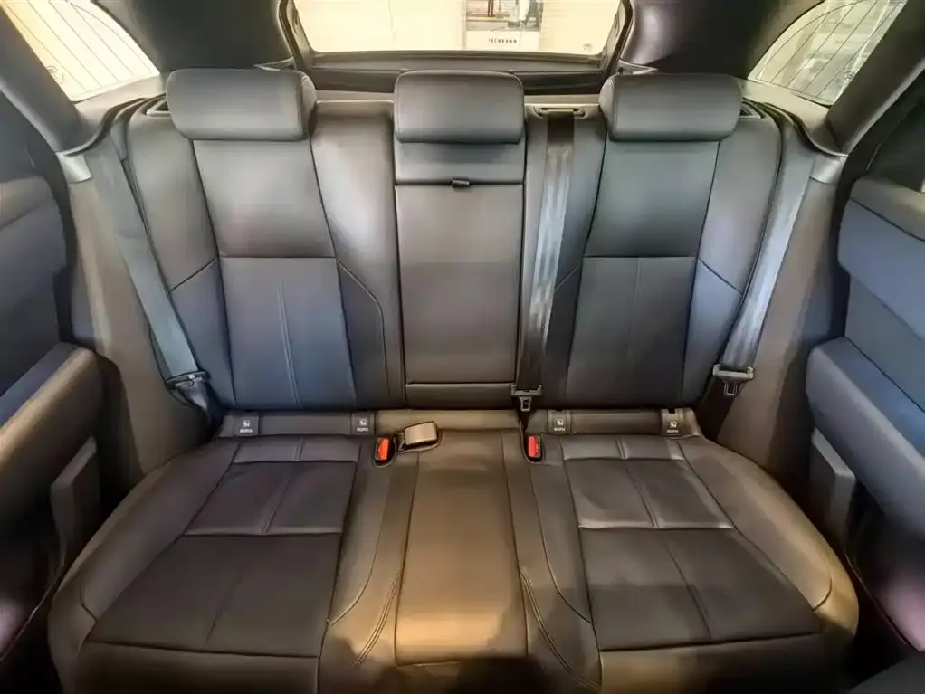 Land Rover Velar 2024 из CN, фото 10