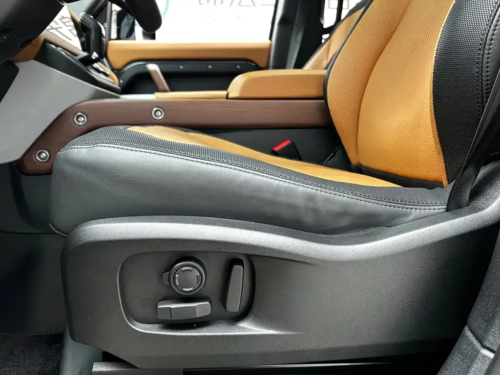 Land Rover Defender 2024 из CN, фото 6