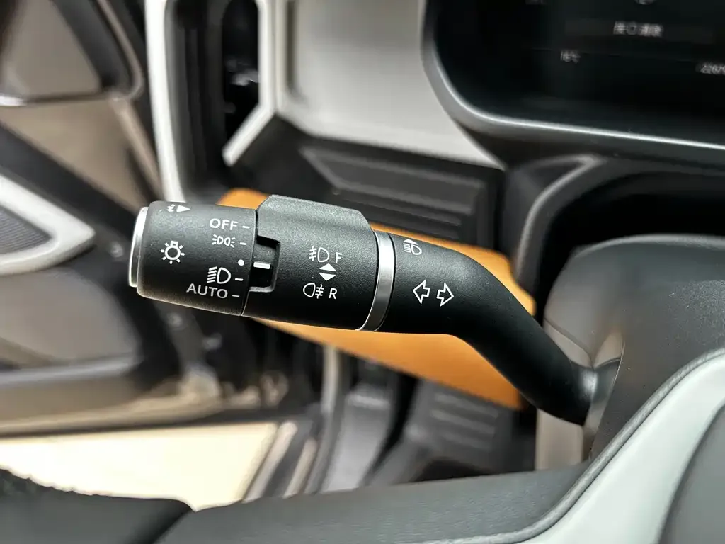 Land Rover Defender 2024 из CN, фото 9